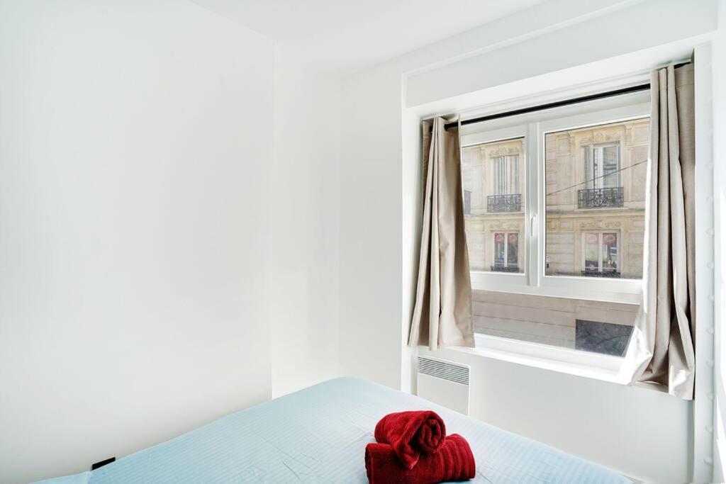 Appartamento Magnifique 3 Pieces Paris 18Eme Esterno foto